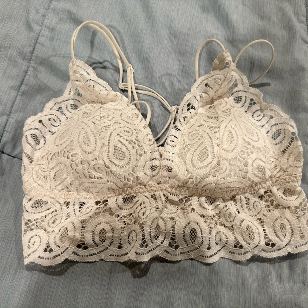 PINK Victoria's Secret Cream Lace Bralette